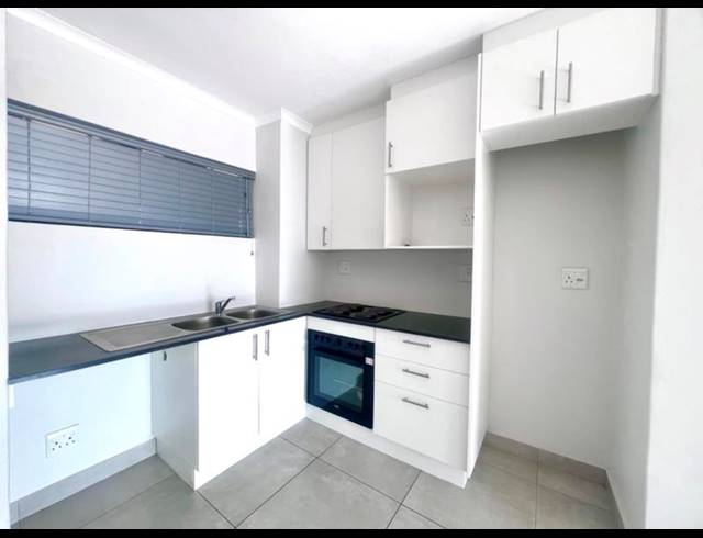 2 BEDROOM APARTMENT FOR SALE IN HAYFIELDS